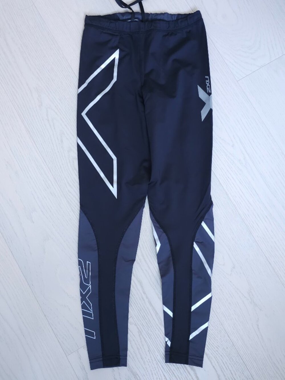 2XU Women’s Compression Leggings Black Grey Reflective Running Tights Size M